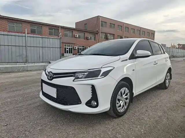 TOYOTA VIOS FS 2023
