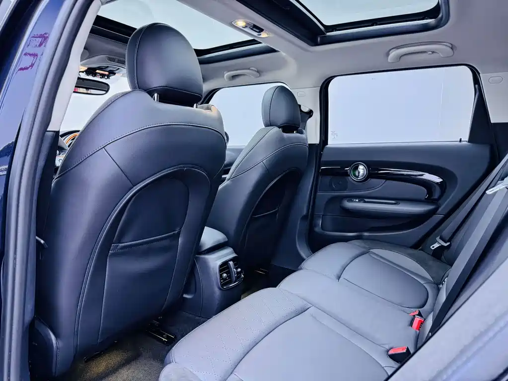 MINI Mini Clubman — миниатюра 8