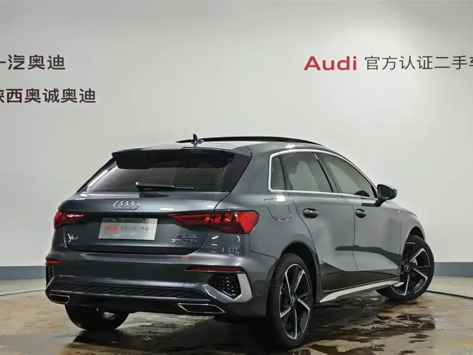Audi A3 2023 Sportback 35 TFSI Fashion Sport