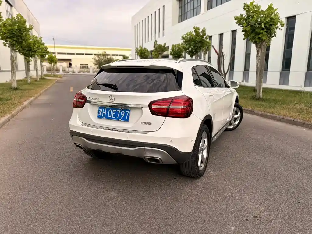 Mercedes-Benz GLA — миниатюра 3