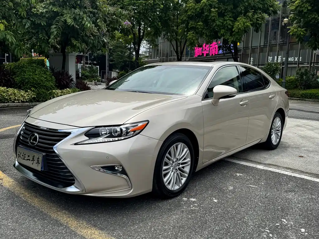 Lexus ES 2015 200 Elite