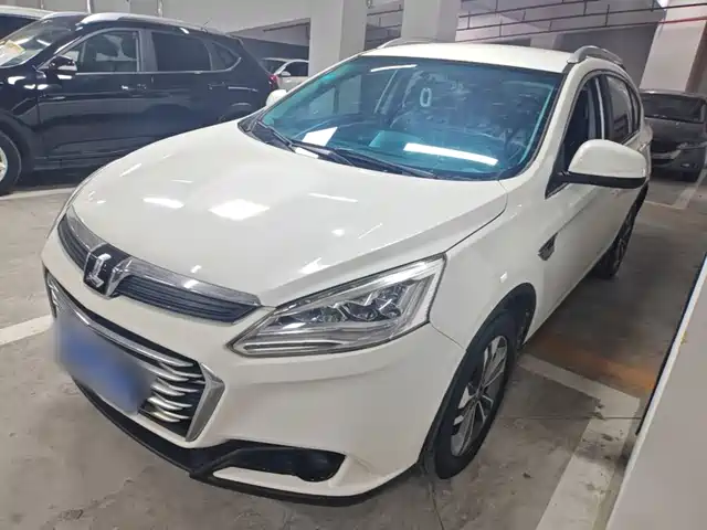 Luxgen U6
