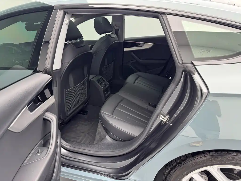 Audi A5 (Import) — миниатюра 14