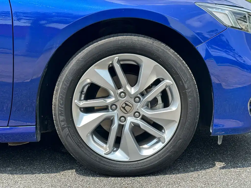 Honda Accord — миниатюра 16