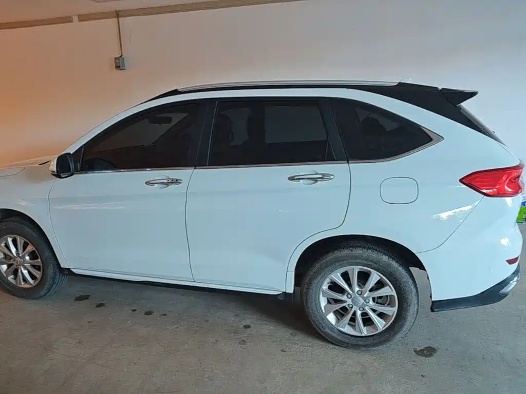 Haval M6 — миниатюра 5