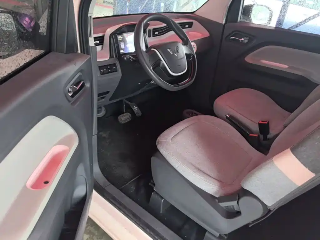 Wuling MINIEV — миниатюра 16