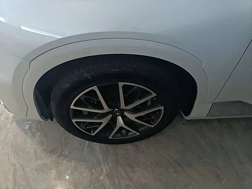 GAC Motor Trumpchi ES9 — миниатюра 23
