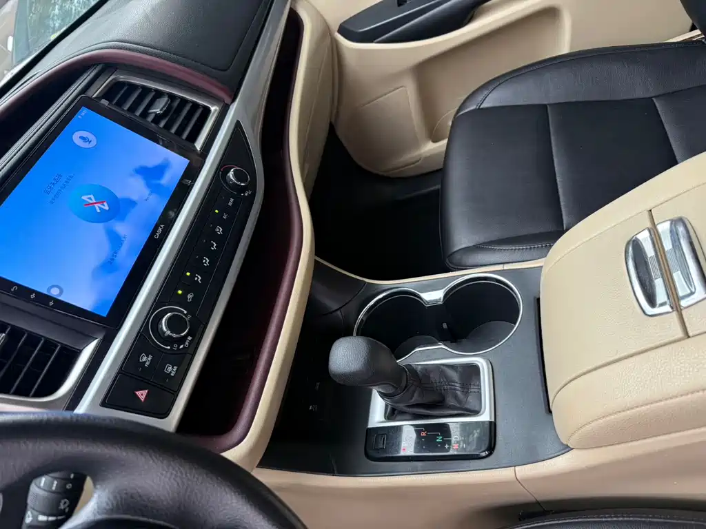 Toyota Highlander 2015 2.0T Elite 5 мест