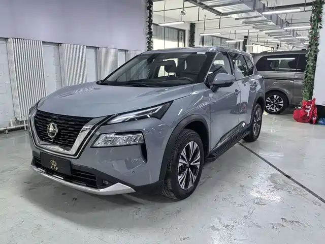 NISSAN QIJUN