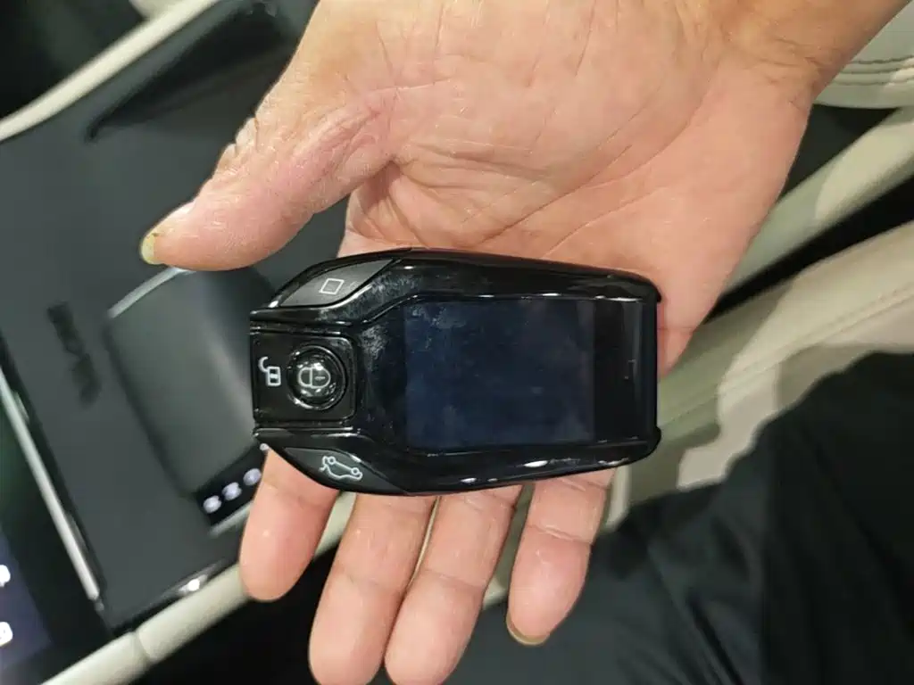 Li Auto Li ONE — миниатюра 9