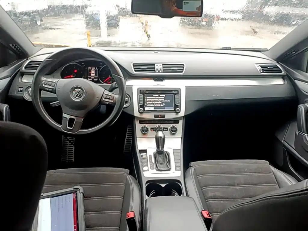 Volkswagen FAW - Passat CC CC 2016 1.8TSI Luxury