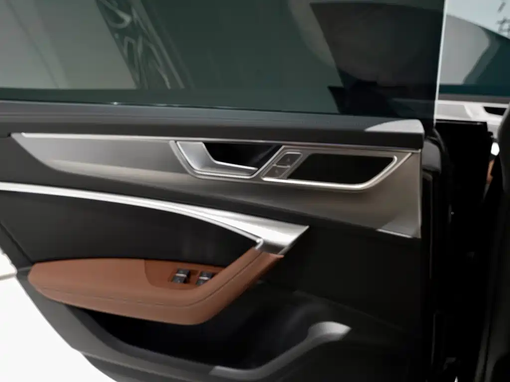 Audi A7L — миниатюра 12