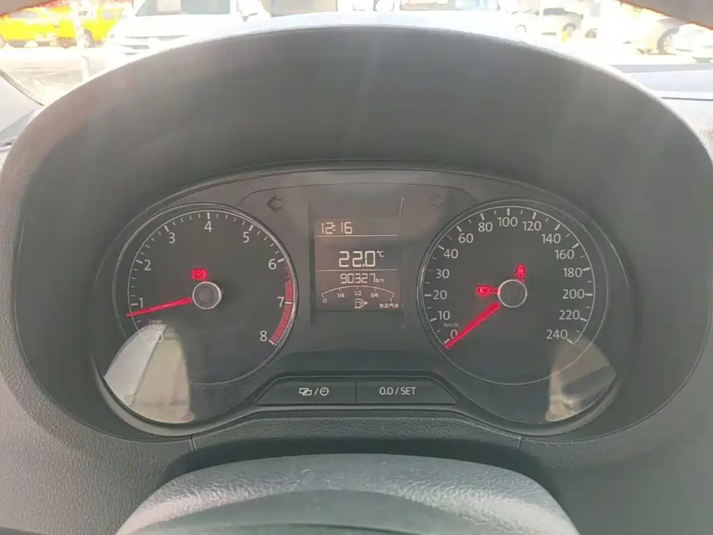 Volkswagen Polo — миниатюра 12