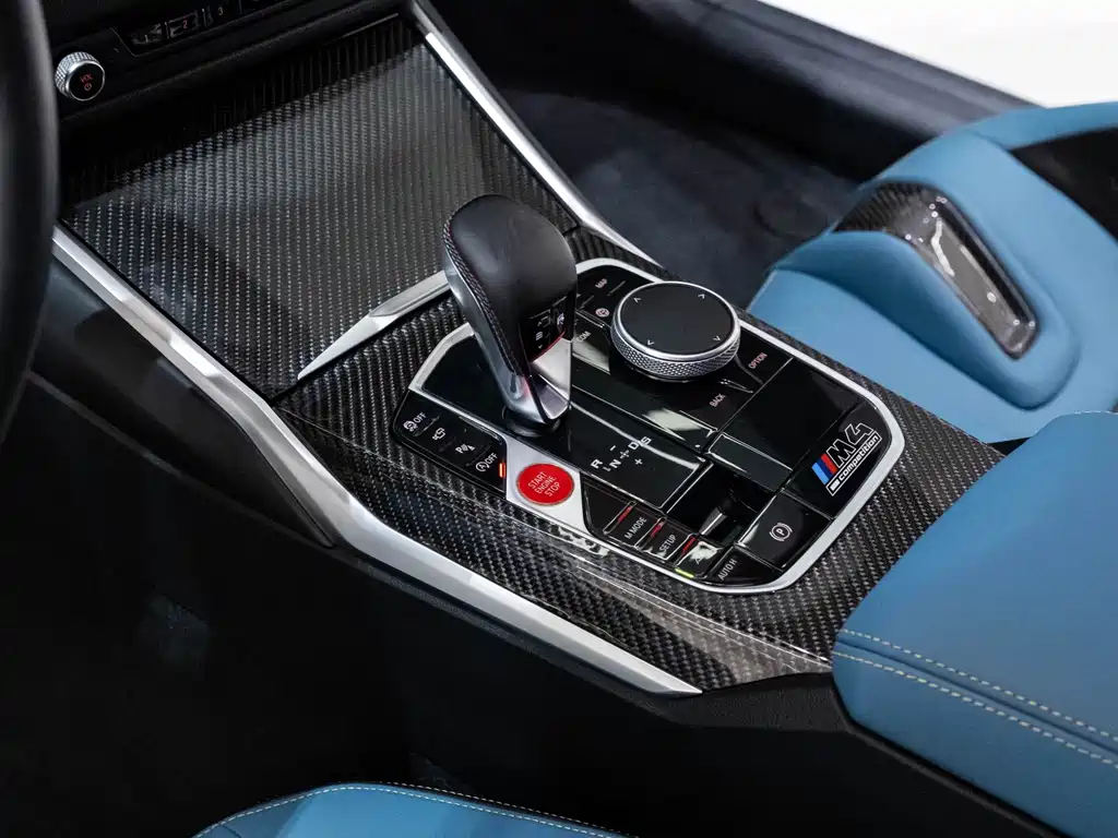 BMW M4 — миниатюра 10