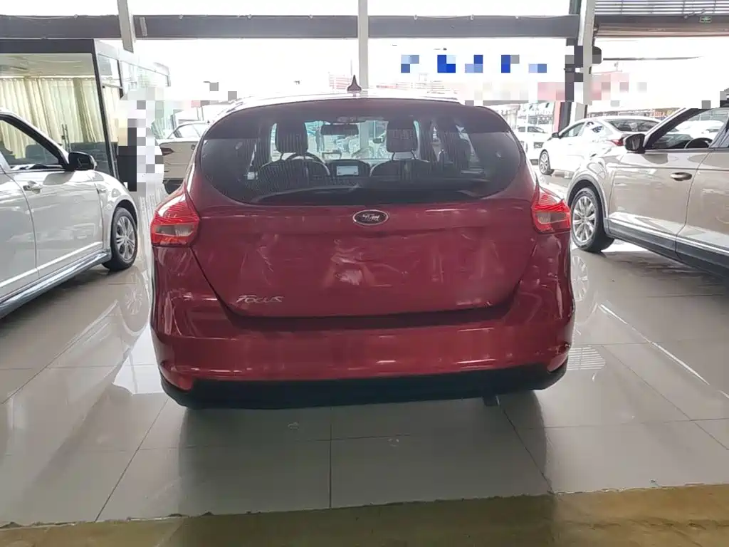 Ford Focus — миниатюра 6