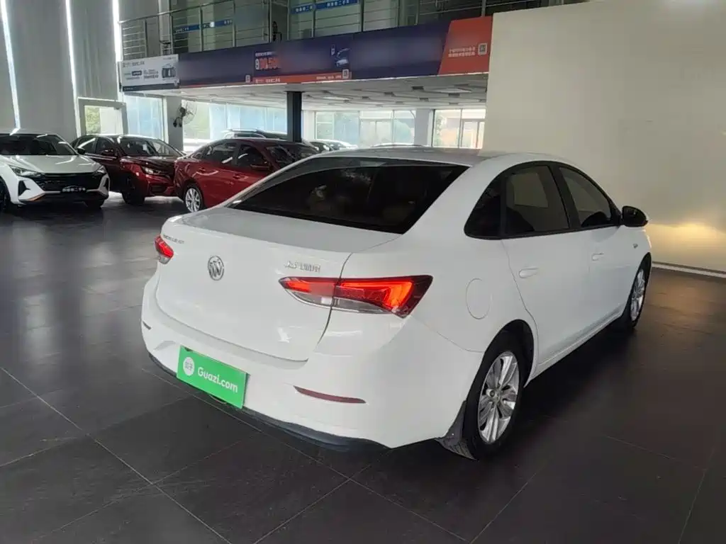 Buick Excelle — миниатюра 7