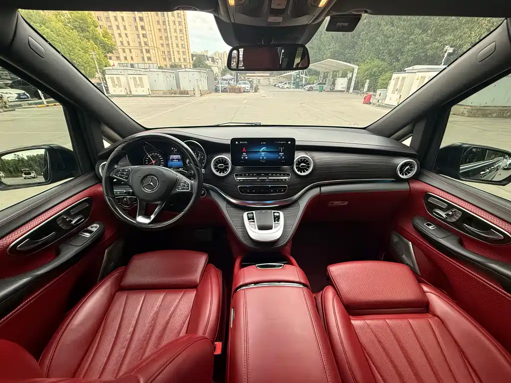 Mercedes-Benz V-Class V 2022 V 260 L Luxury