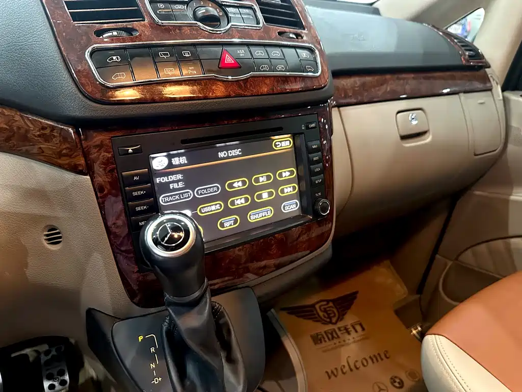 Mercedes-Benz Viano — миниатюра 11