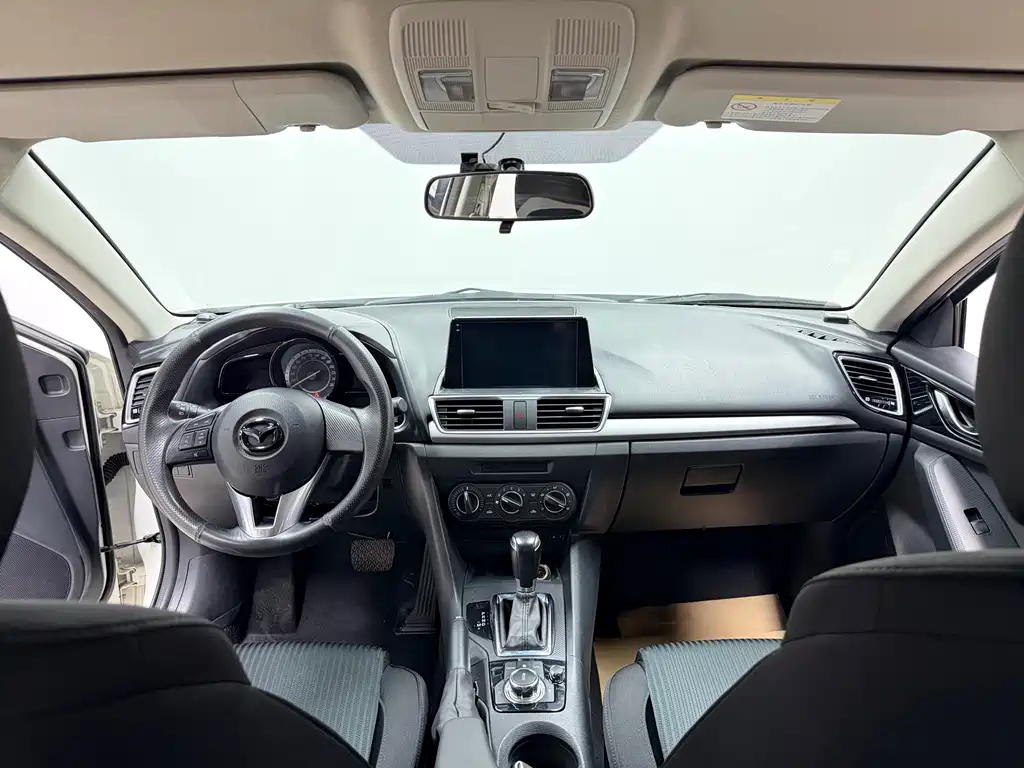 Mazda 3 Axela — миниатюра 9