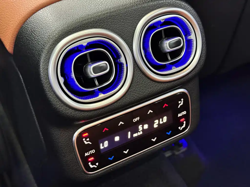 Mercedes-Benz GLC — миниатюра 15
