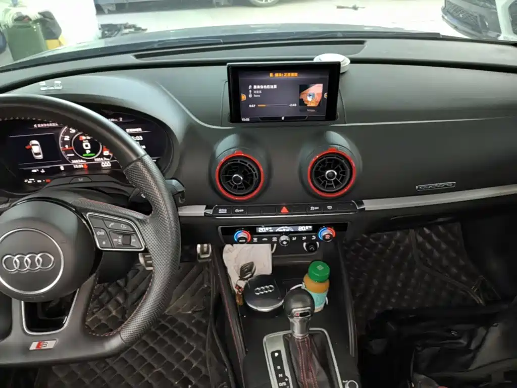 Audi S3 — миниатюра 10