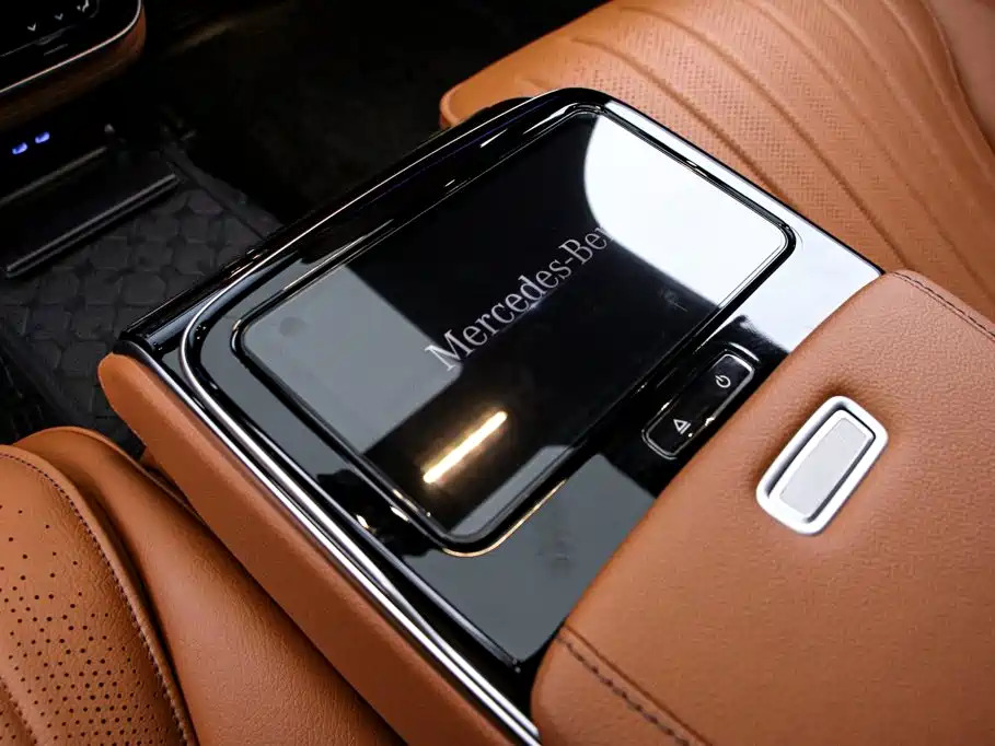 Mercedes-Benz S-Class 2023 — фото 19