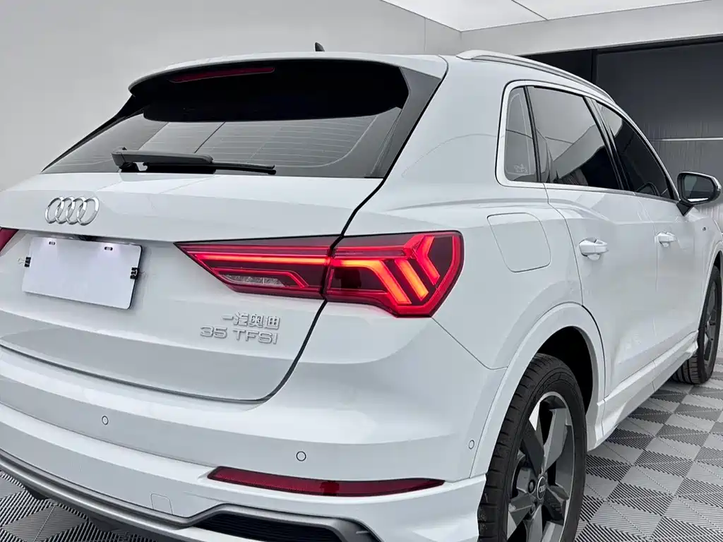Audi Q3 — миниатюра 9