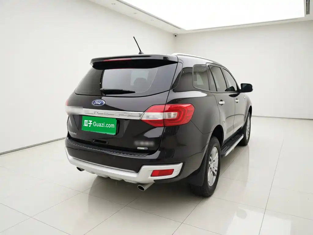 Ford Everest — миниатюра 6