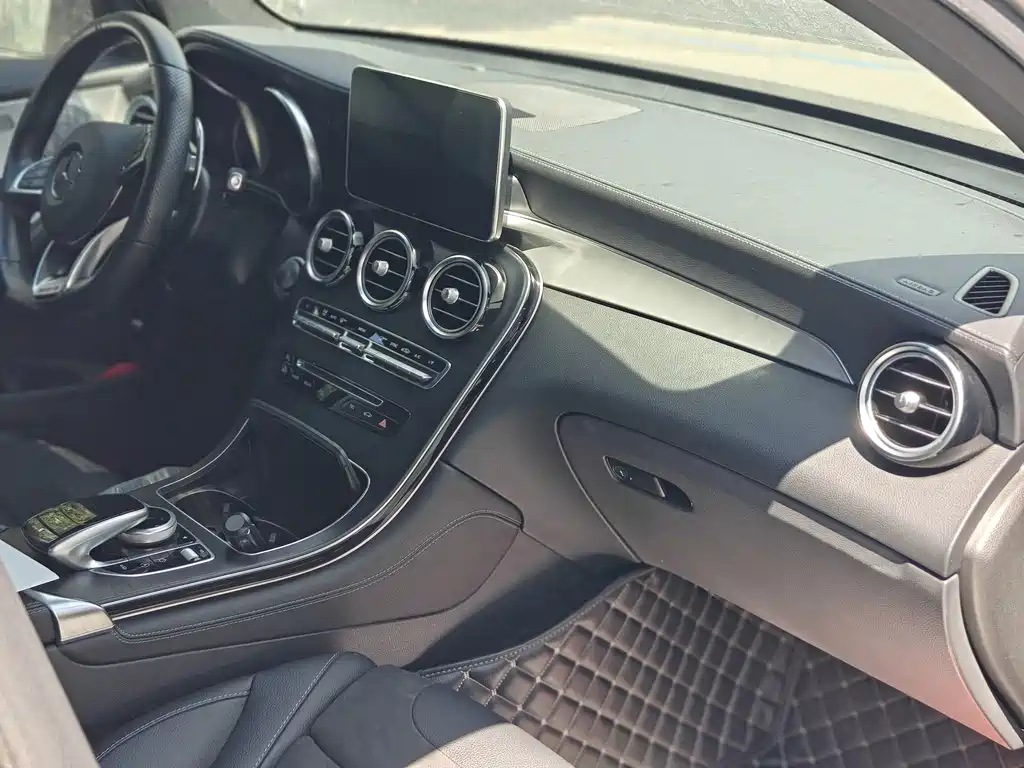 Mercedes-Benz GLC Coupe AMG — миниатюра 9