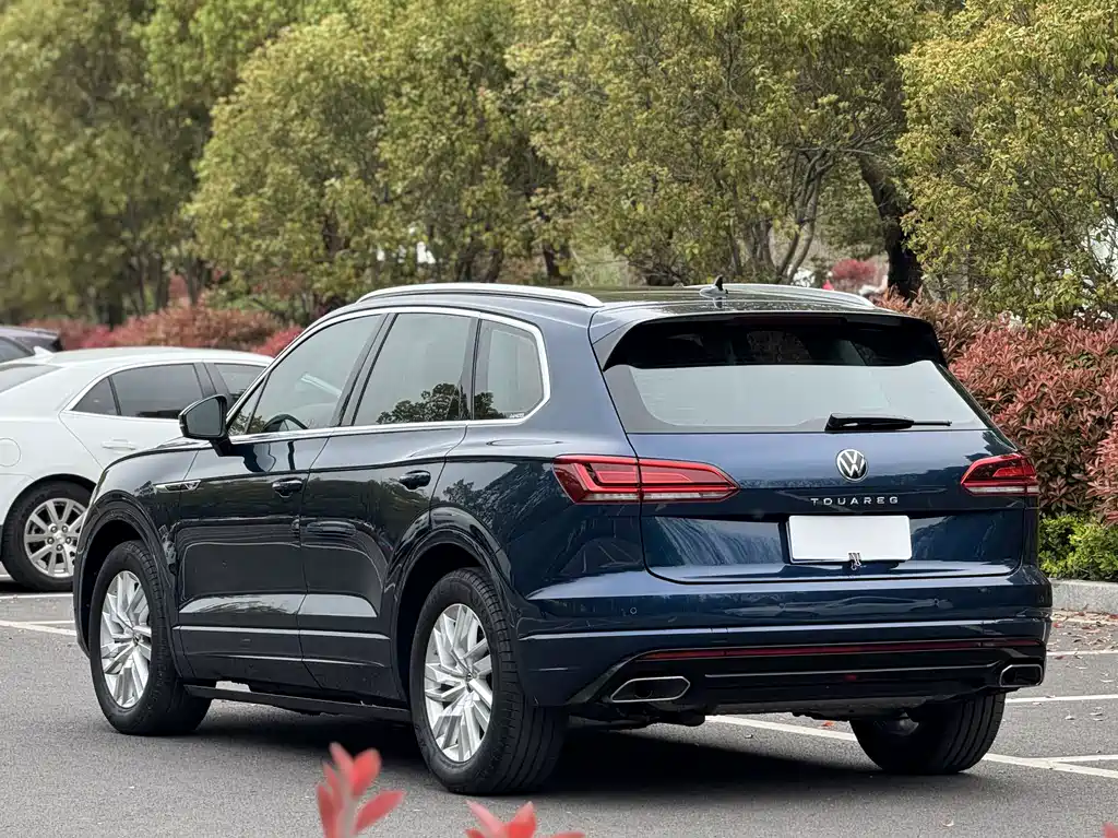 Volkswagen Touareg 2022 2.0TSI