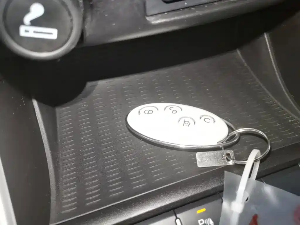 BYD Yuan EV — миниатюра 9