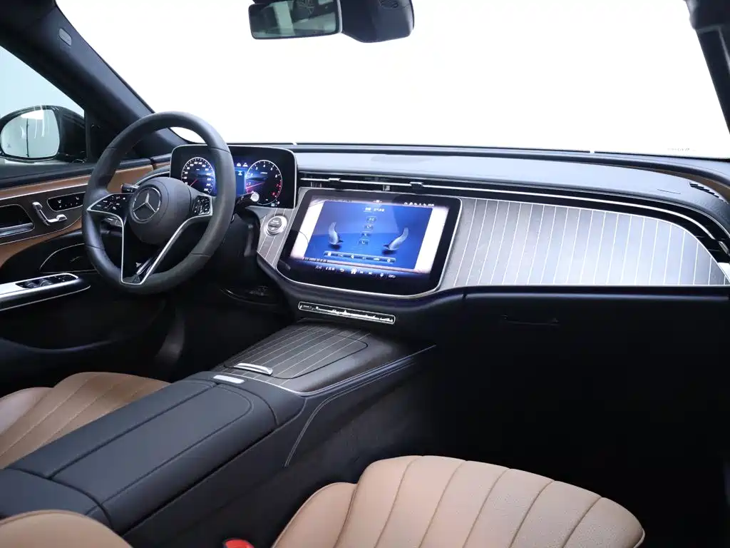 Mercedes-Benz E-Class — миниатюра 20