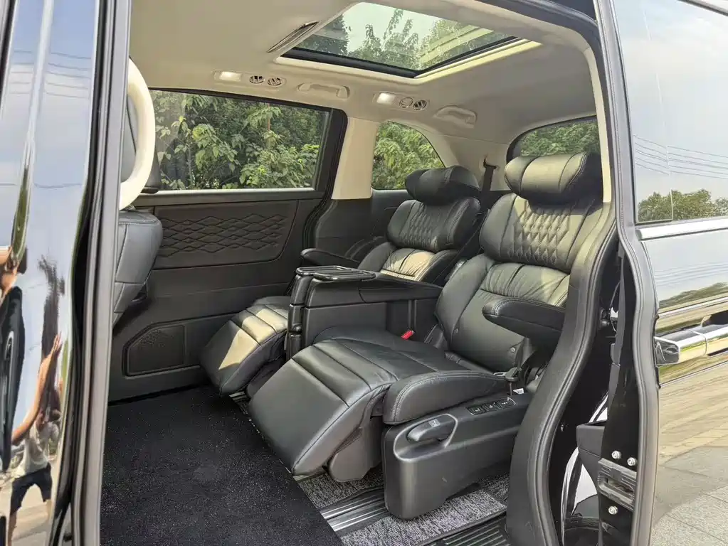 Honda Elysion — миниатюра 11