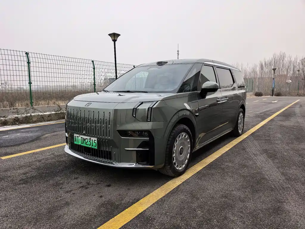 ZEEKR EXTREME KRYPTON 009