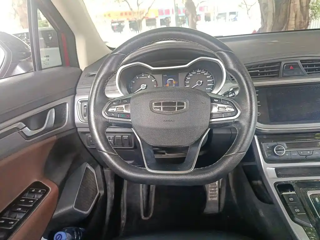 Geely Emgrand GS — миниатюра 6