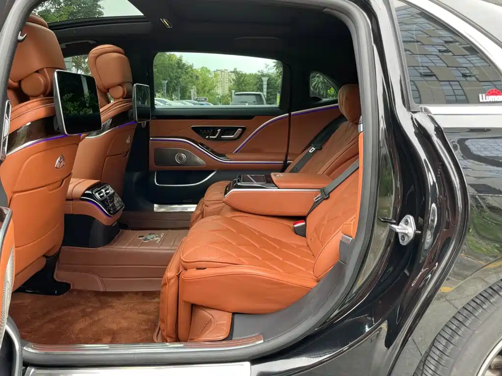 Mercedes-Benz S-Class — миниатюра 12