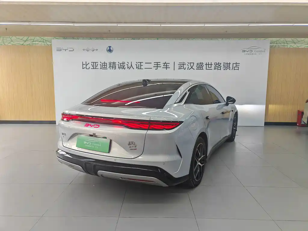 BYD Han L — миниатюра 5
