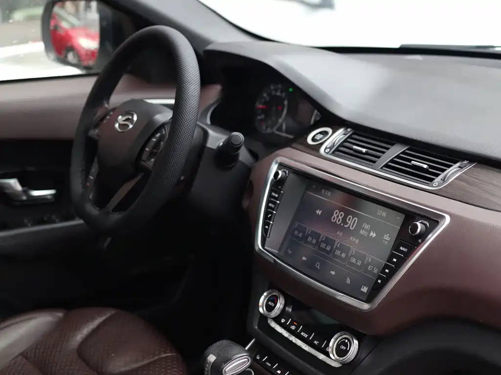 Landwind Landwind X7 — миниатюра 18