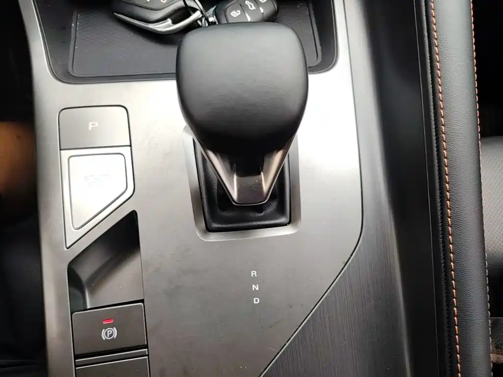Roewe D5X DMH — миниатюра 14