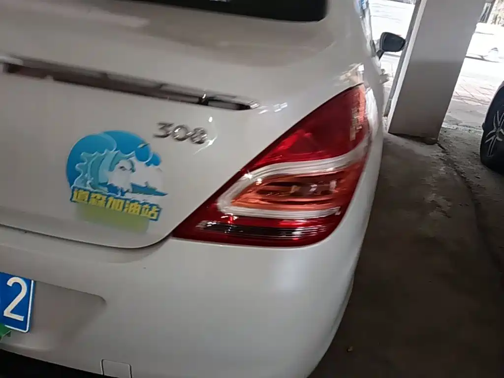 Peugeot 308 — миниатюра 8