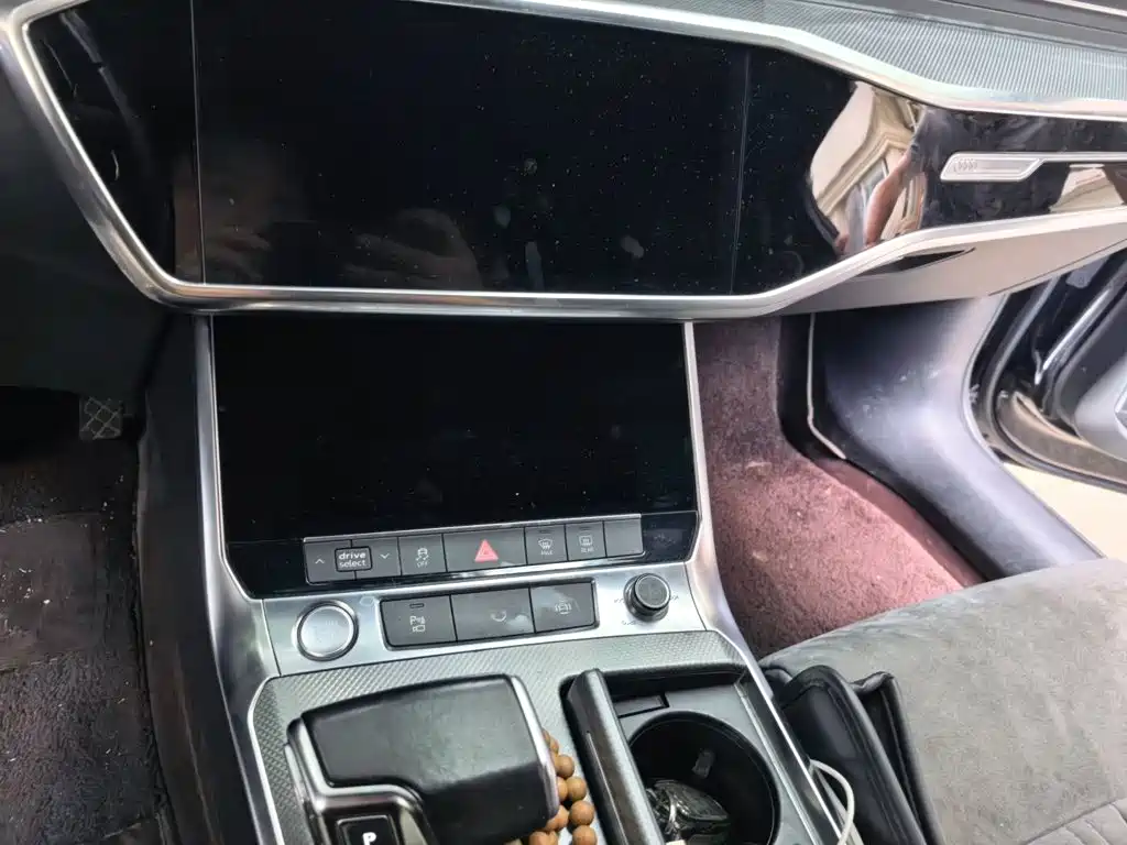 Audi A6L — миниатюра 9