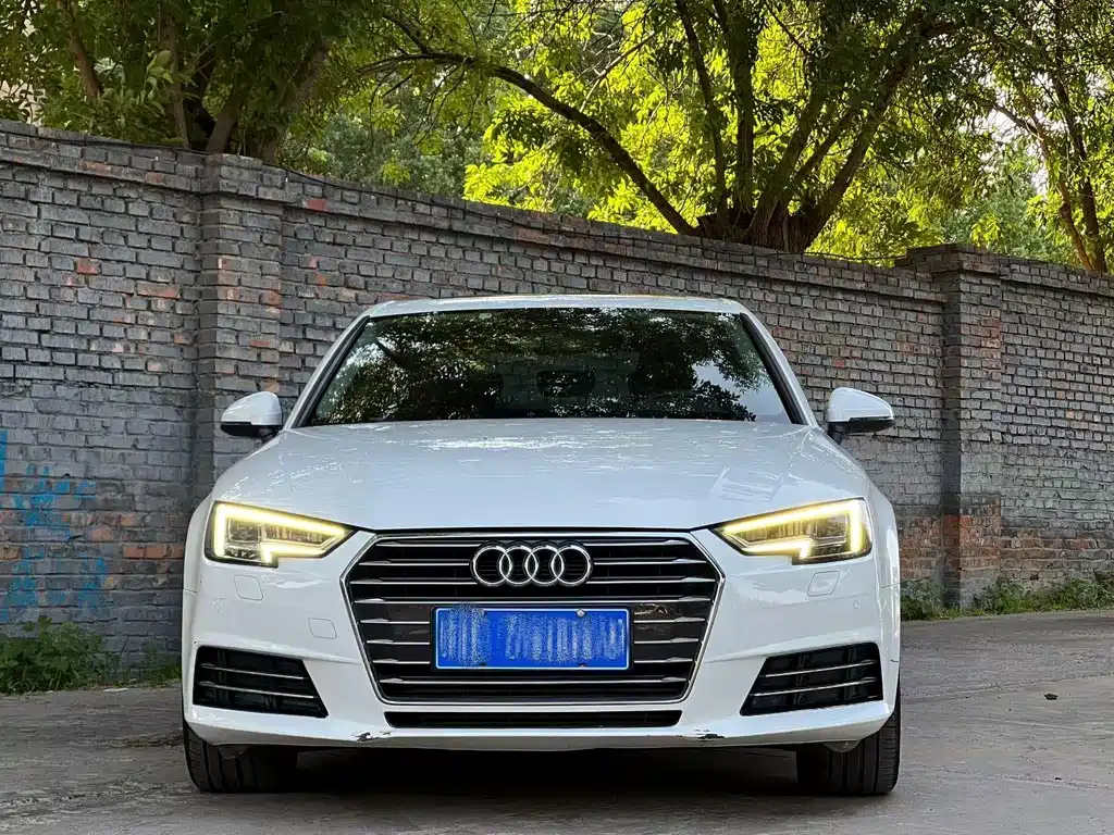 Audi A4L 2017 Plus 40 TFSI Fashion