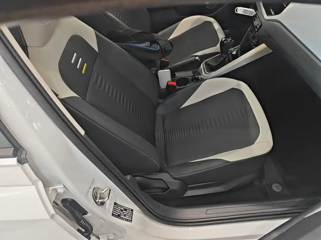 Volkswagen Polo — миниатюра 25