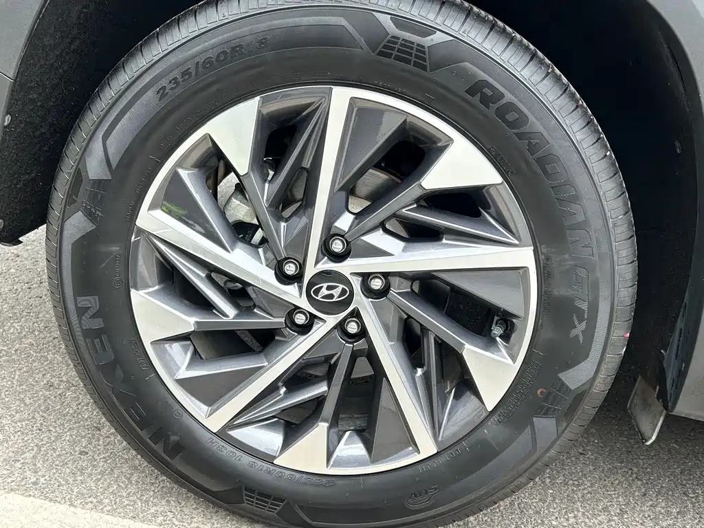 Hyundai Tucson — миниатюра 16