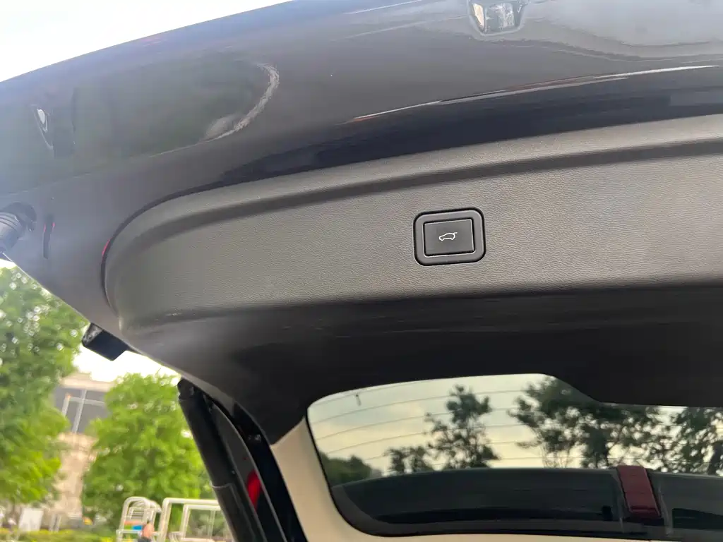 Wey VV6 2.0T 2WD Smart Travel+, фото 11
