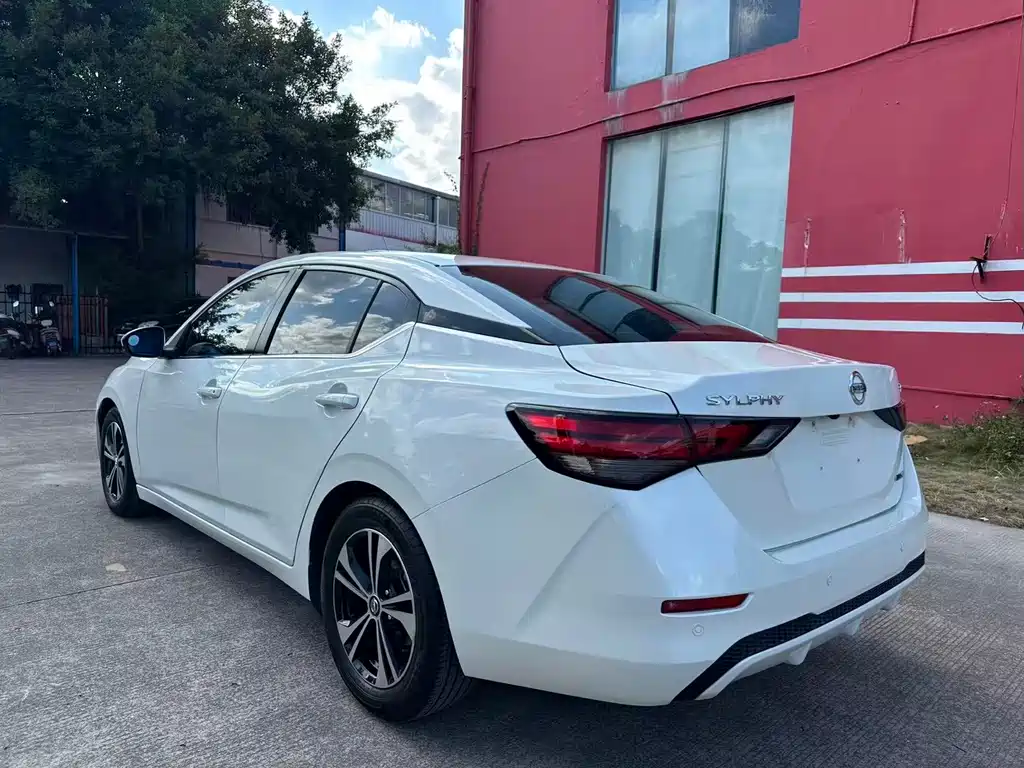 Nissan Sylphy — миниатюра 4