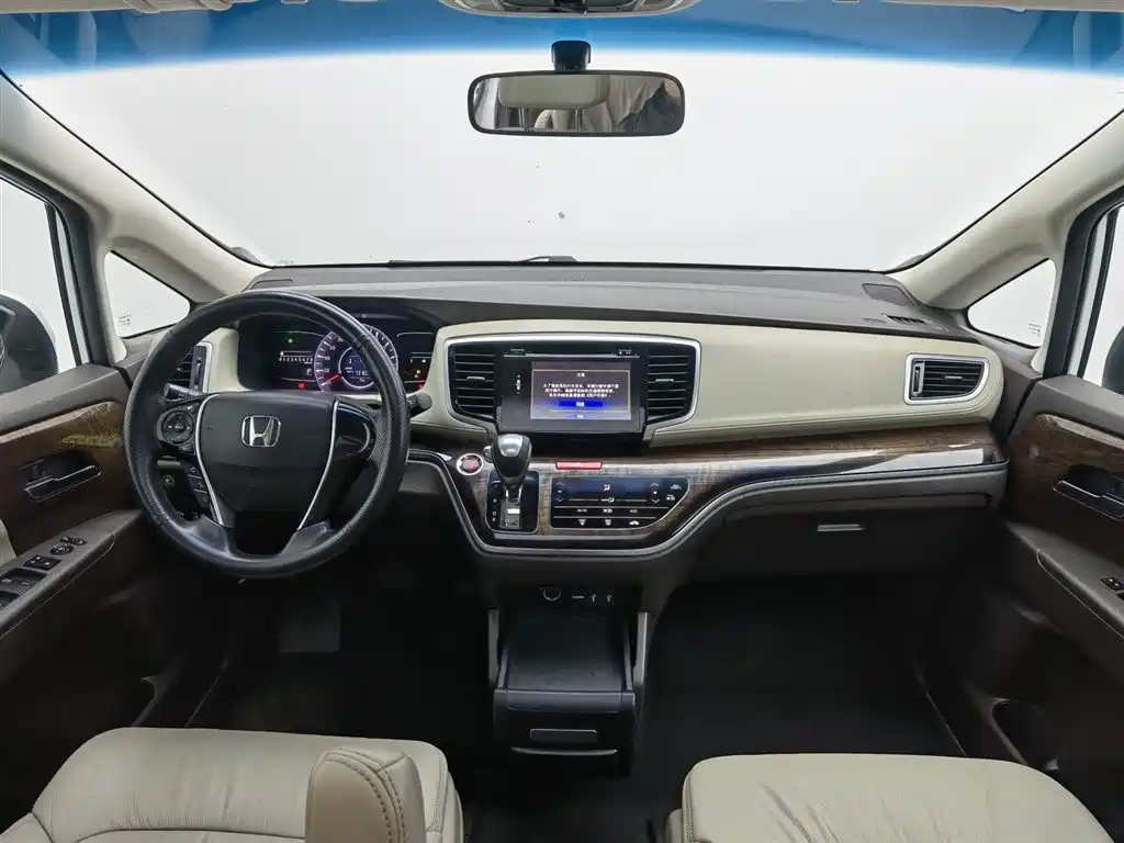 Honda Odyssey 2017 2.4L Luxury
