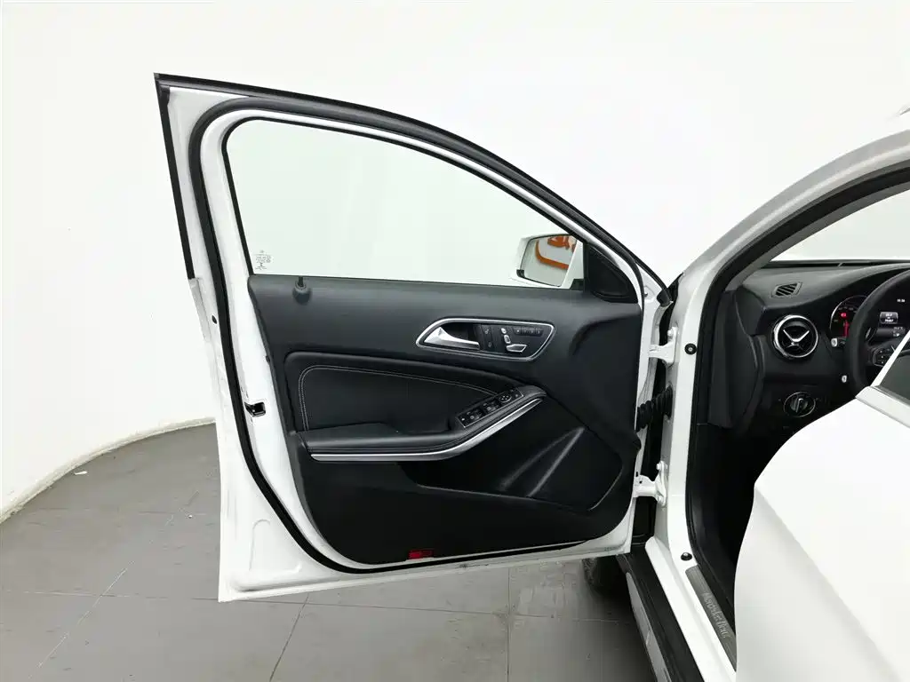 Mercedes-Benz GLA 2018 GLA 200