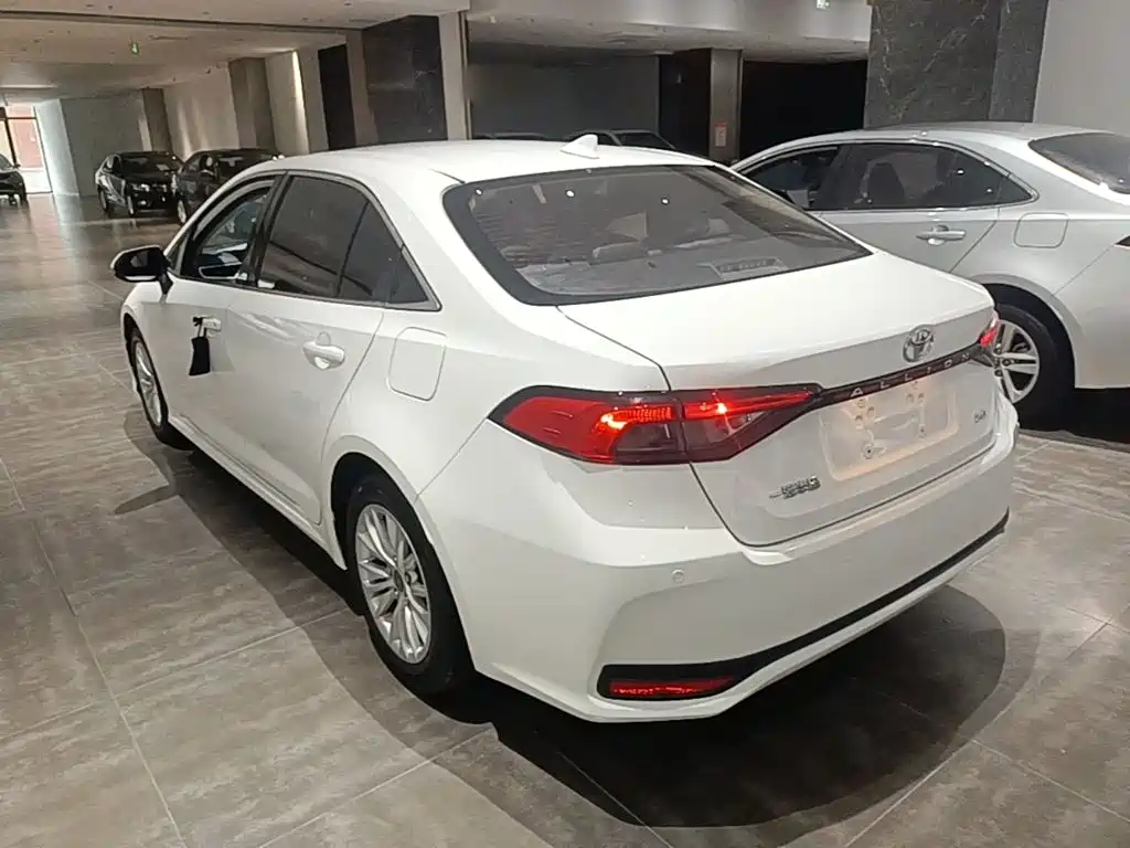 Toyota Allion — миниатюра 5