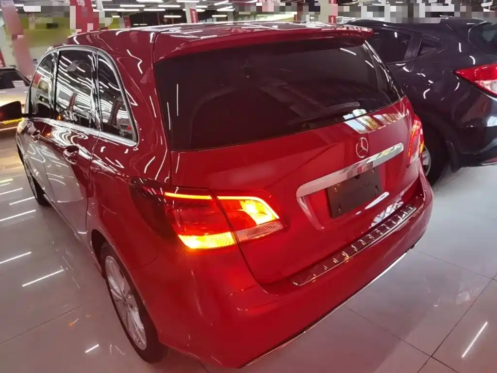 Mercedes-Benz B-Class — миниатюра 6